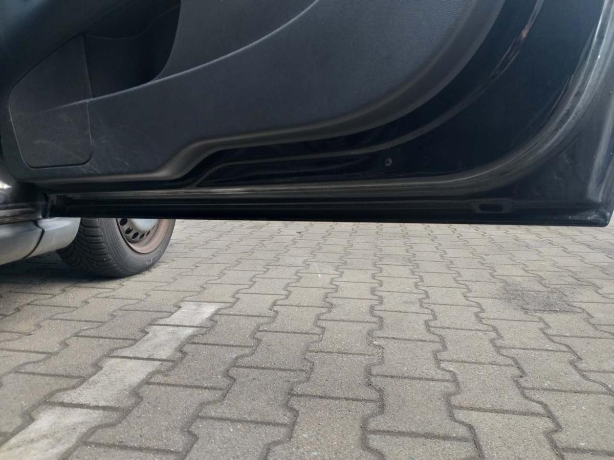 Volvo C30 original Tür rechts 01900 Black Stone Rohbau Bj.2007